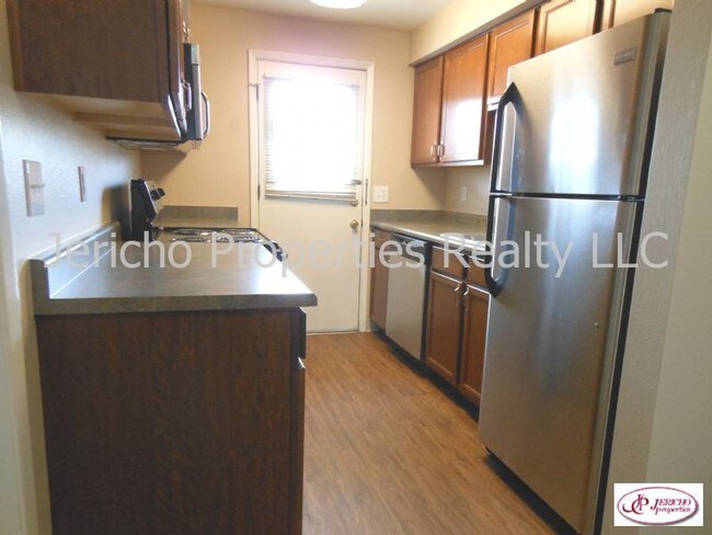 Foto del edificio - 1065 S Yarrow St