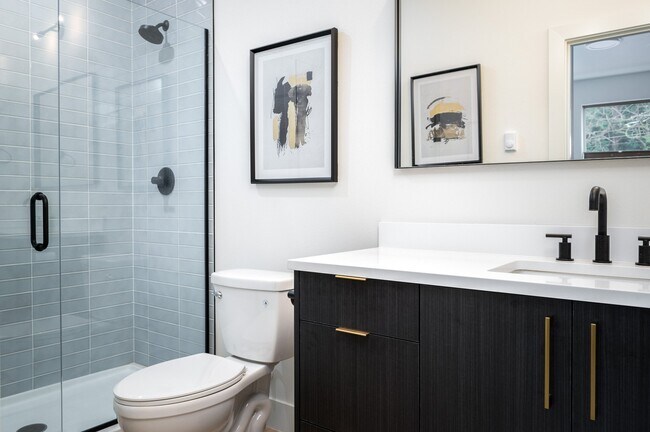 Photo - 1224 W 24th St Apartment