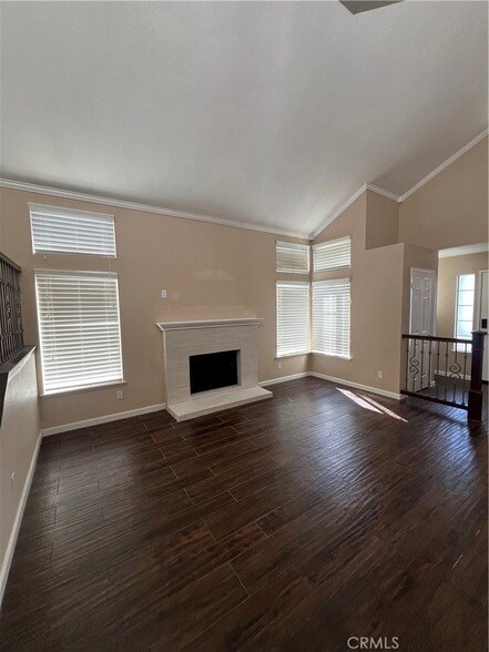 Foto del edificio - 557 Summerfield Way