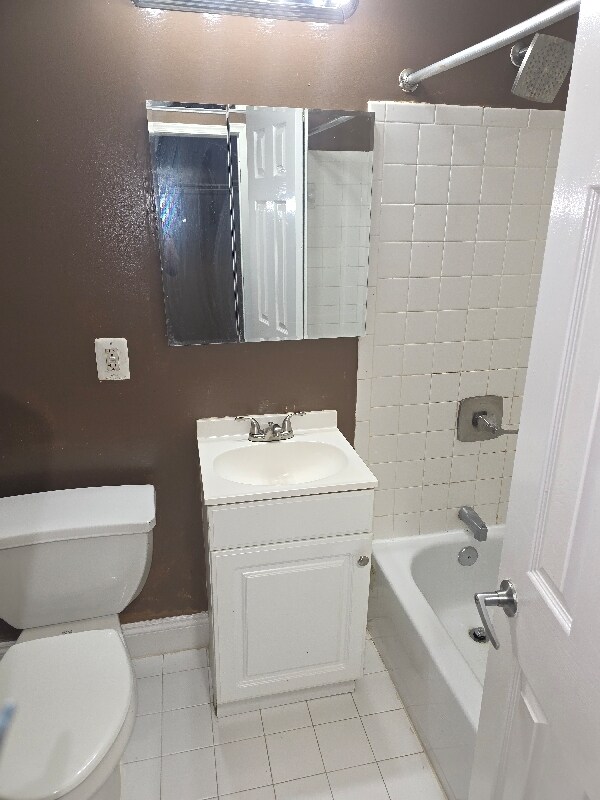 Foto del edificio - 1009 Chillum Rd