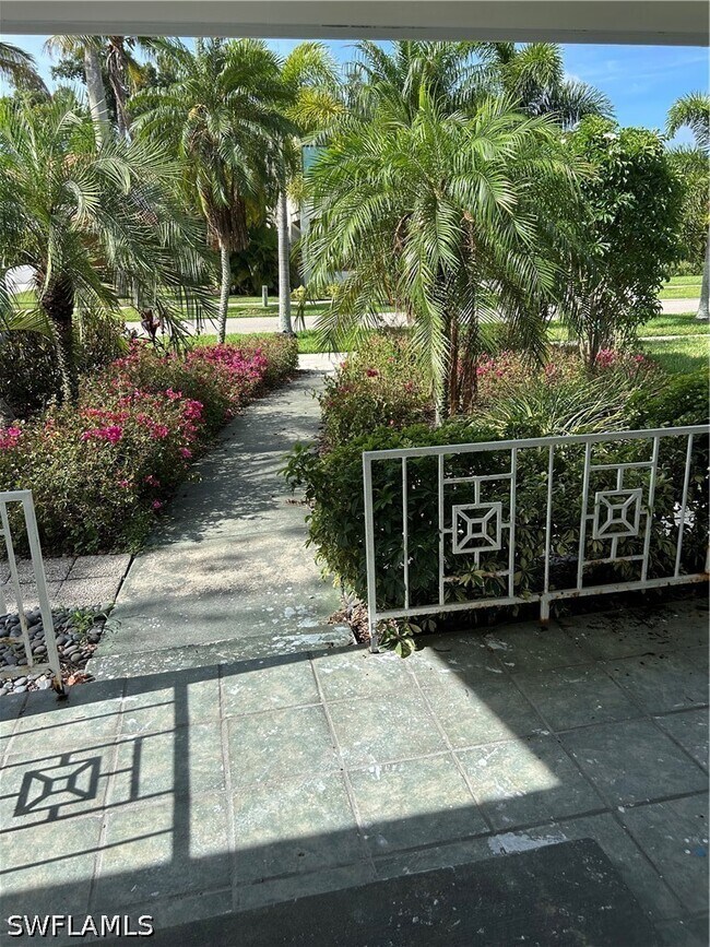 Foto del edificio - 1331 Almeria Ave