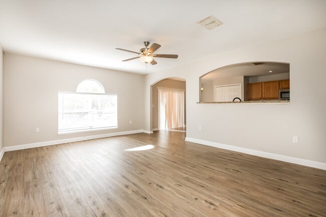 Foto del edificio - 939 Brenton Leaf Dr