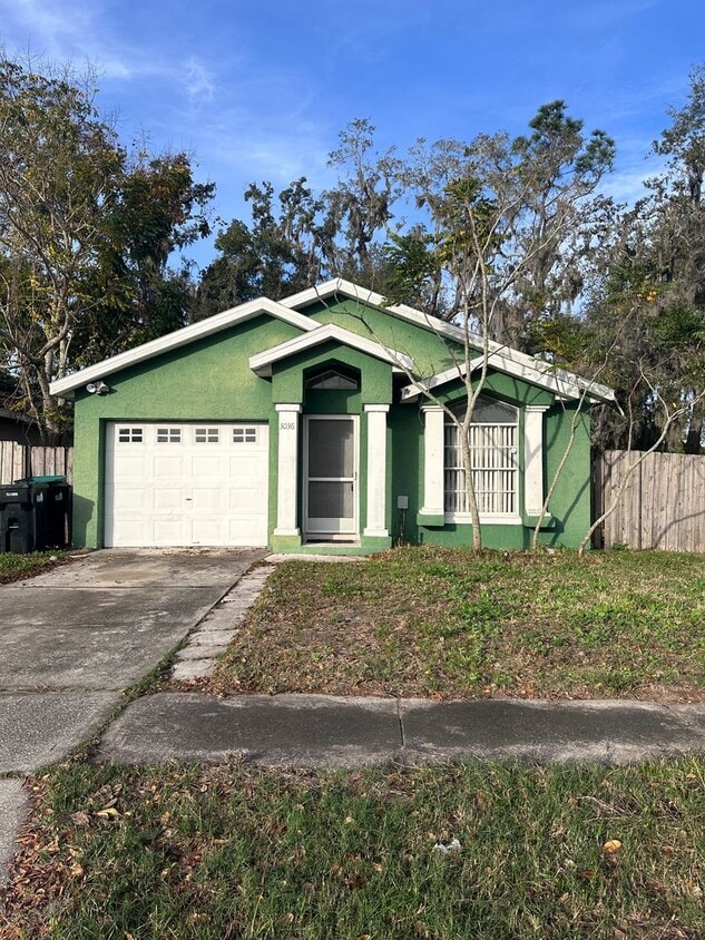 Nice 3 bedroom, 2 bath single family home - Nice 3 bedroom, 2 bath single family home