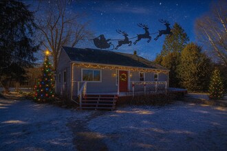 Building Photo - 10002 N Whitworth Dr