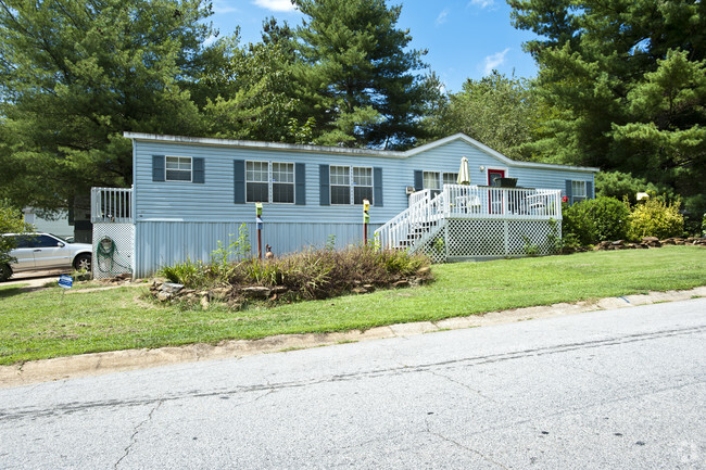 Building Photo - Countryside Village of Gwinnett