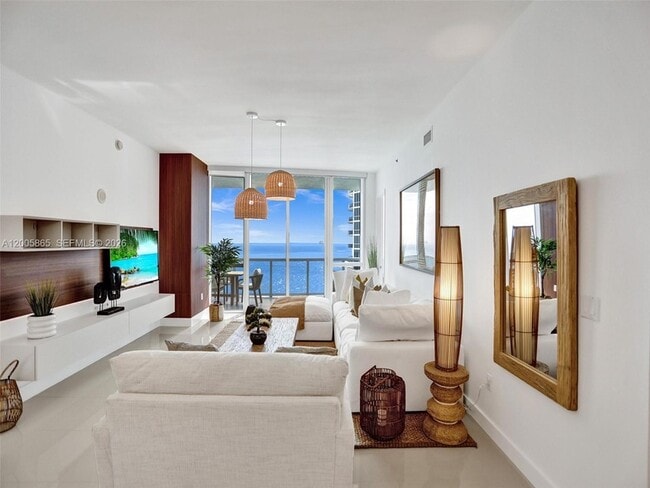 Photo - 15901 Collins Ave Apartment