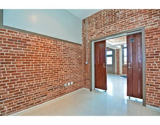 Foto del edificio - 275 Medford St