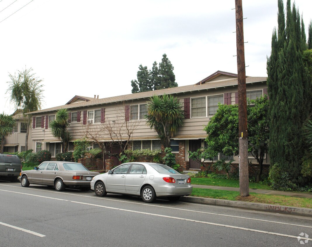 árbol obstruction. No se admiten al lado de la vista o trasera. Este es mejor poss. registros. - 12234 Chandler Blvd