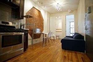 Primary Photo - 123 Lewis Ave