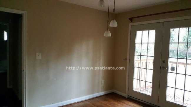 Foto del edificio - 2936 Westbury Dr