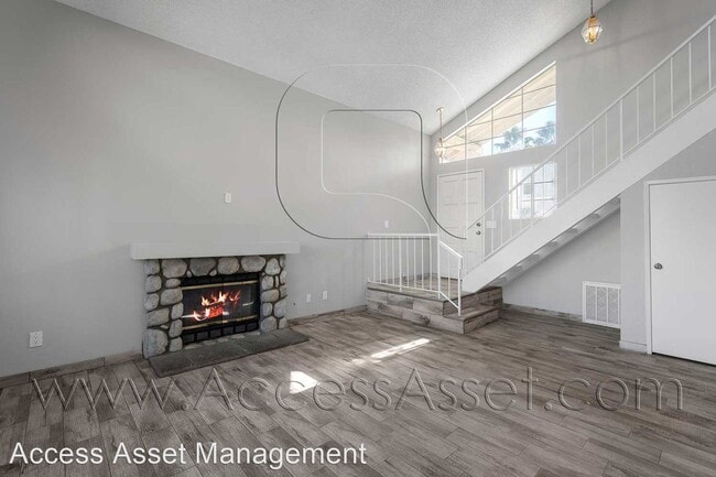 Building Photo - 3 br, 3 bath House - 464 E Jarvis St