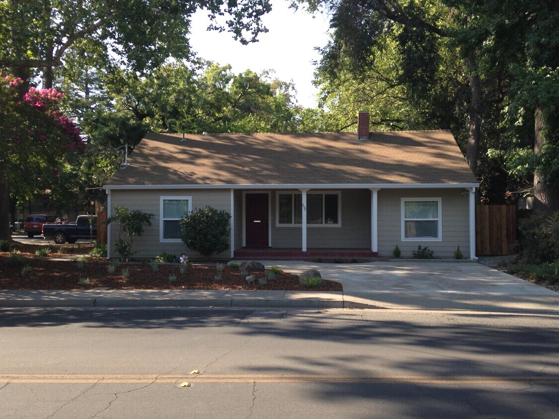 618 W Sacramento Ave, Chico, CA 95926 House for Rent in Chico, CA