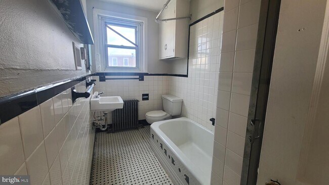 Foto del edificio - 516 E Oak St