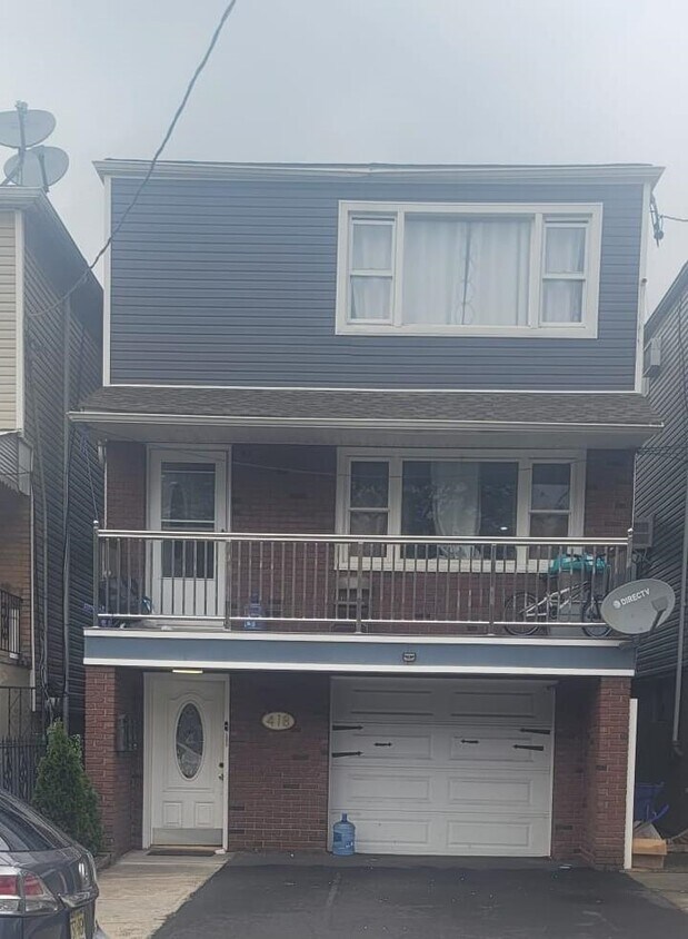 Primary Photo - 418 Virginia Ave
