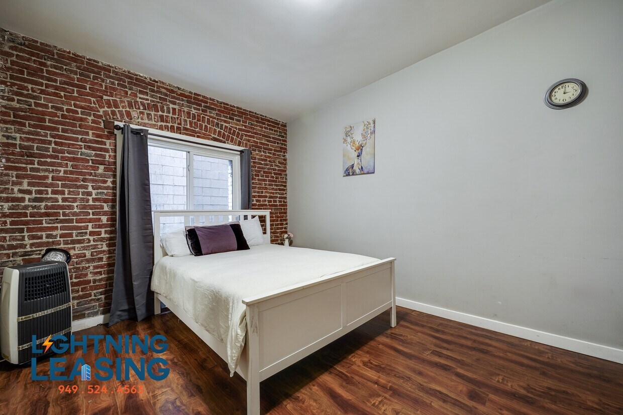 Foto principal - 1420 Flower St