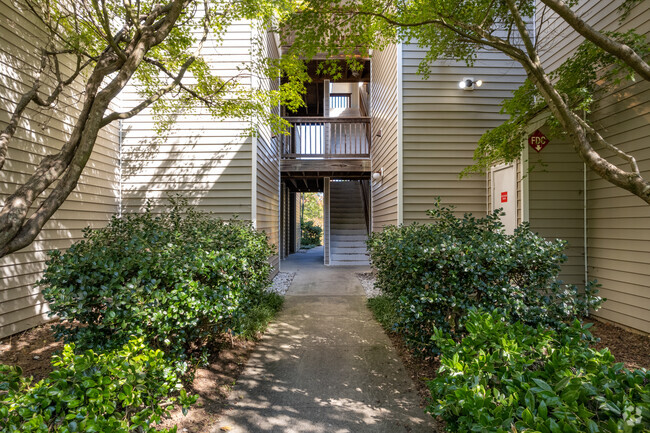 Entrance - University Commons