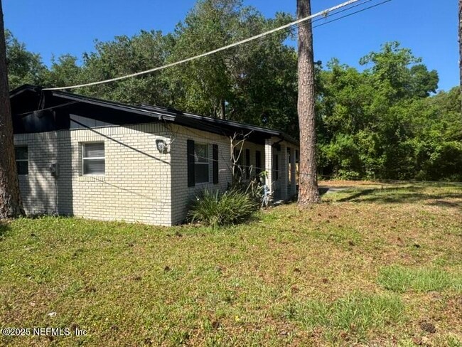 Building Photo - 8448 Old Plank Rd