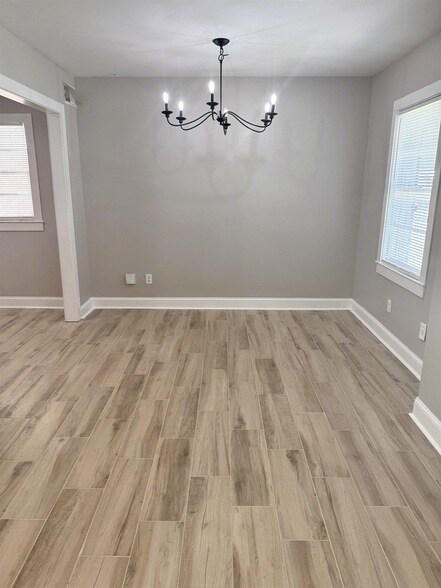 Foto del edificio - 4669 Durbin Ave