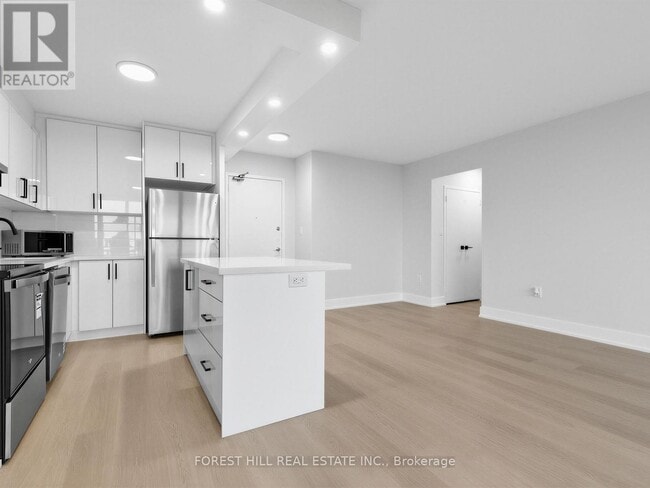 Building Photo - 140 Elm Ridge Dr