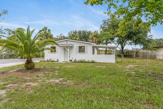 Building Photo - Welcome to Beautiful Atlantic Beach!