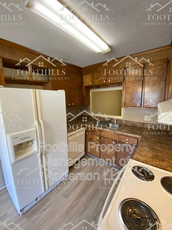 Building Photo - 111 Woodland Dr