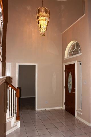 Building Photo - 329 Saddlebrook Dr