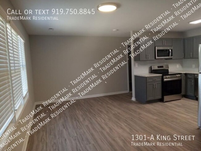Building Photo - 1301 King St