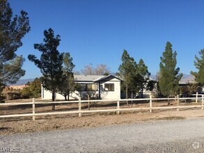 Building Photo - 5601 Vicki Ann Rd