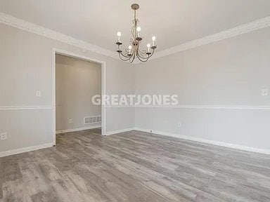 Building Photo - 213 Coachman Dr