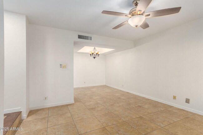 Foto del edificio - 16053 N 26th Cir