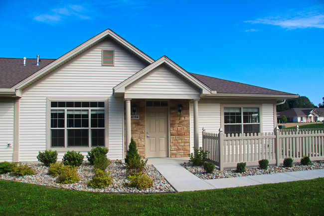 Foto del edificio - The Meadows Ranch Apartments