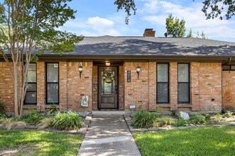 Building Photo - 4014 Kerr Cir