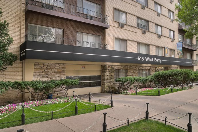 Foto principal - 441 W Barry Ave