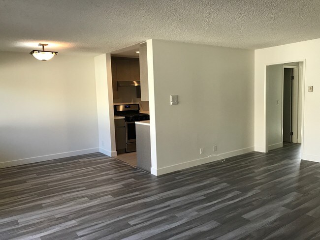 Building Photo - 3625 Glendon Ave