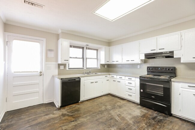 Foto del edificio - 405 SW 17th St