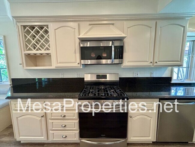 Foto del edificio - 9754 Willow Wood Dr
