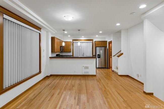 Foto del edificio - 4312 8th Ave NE