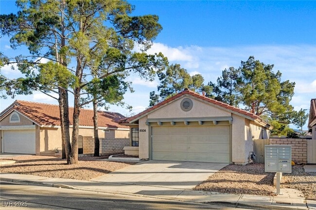 Foto del edificio - 8504 Manalang Rd