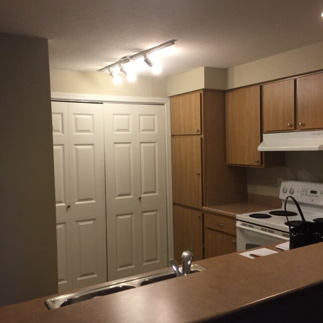 Building Photo - 1710 W Sunn Fjord Ln