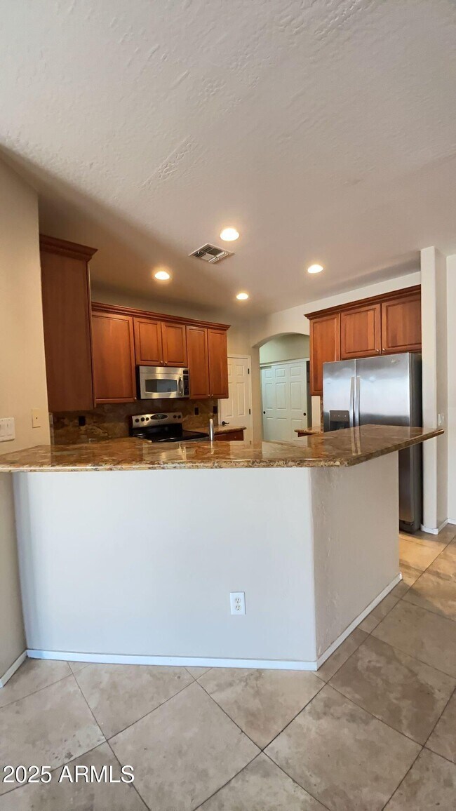 Building Photo - 21504 N Geraldine Dr