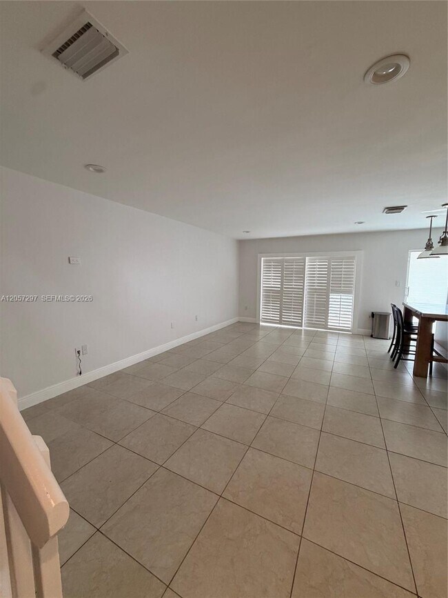 Foto del edificio - 7446 SW 162nd Ct