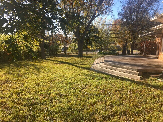 Foto del edificio - 130 Rolling Green Dr