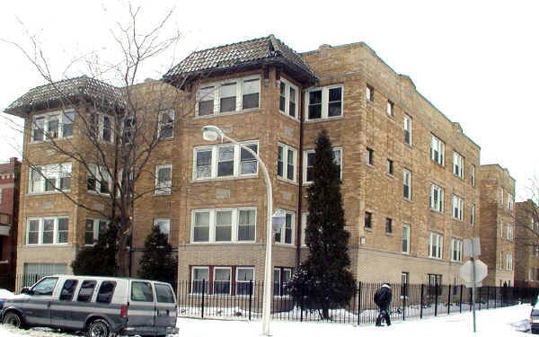 Primary Photo - 2450-2452 N Lawndale Ave