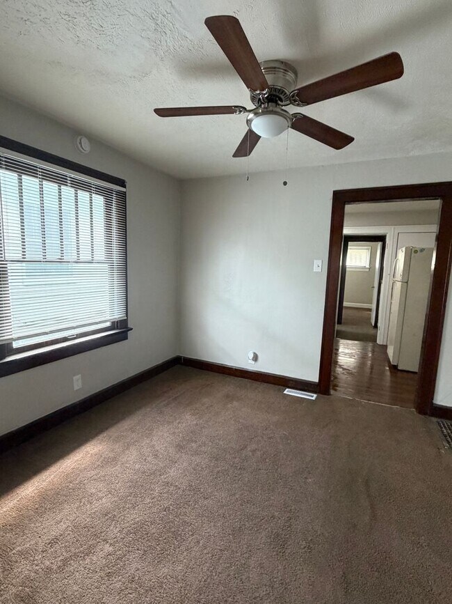 Photo - 866 N Drexel Ave Apartment