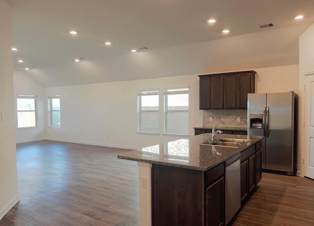 Foto del edificio - 23919 Cedar Glade Ln
