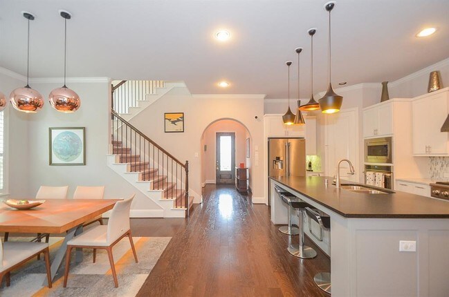 Foto del edificio - 13212 Stoneleigh Terrace Dr