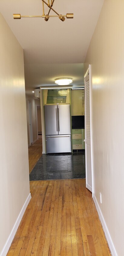 Foto principal - 468 Avenue Y