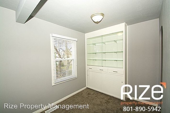 Foto del edificio - 4 br, 2 bath House - 168 W Gwen St
