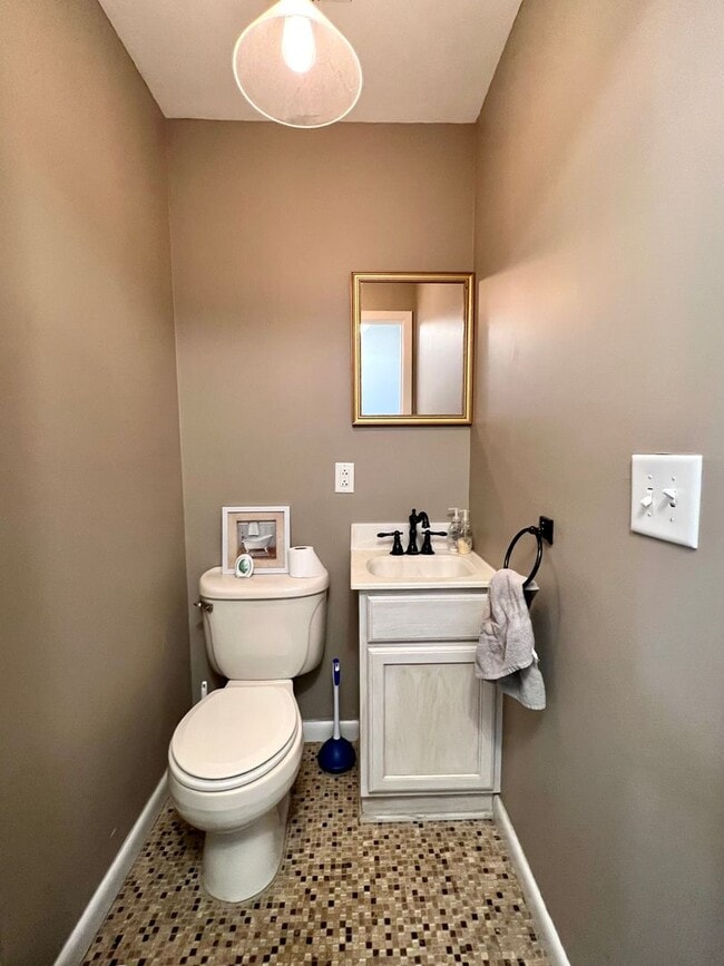 Foto del edificio - 206 Mitchell Cir