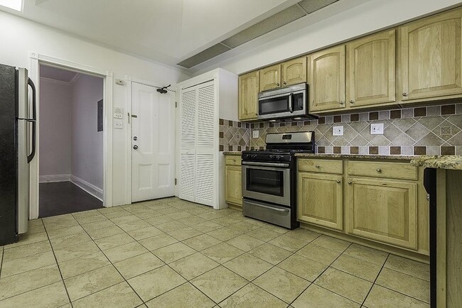 Building Photo - 342 Pavonia Ave